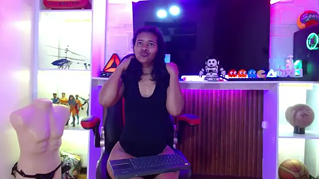  QueenMarilyn online show from 06.12.26