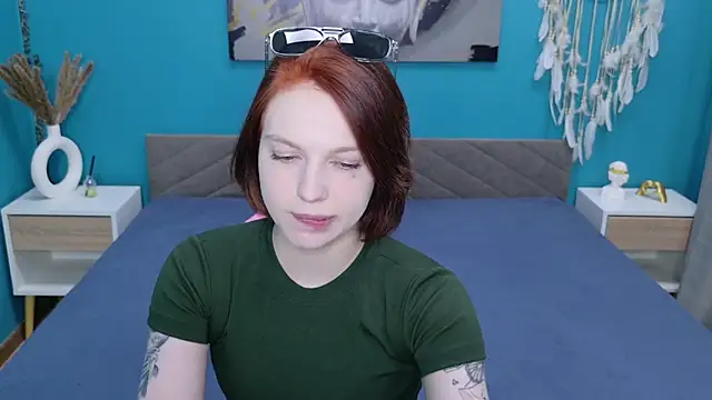 Snapshot of Nora_Finch chatting on 06.15.26 Nora Finch online show from 06.15.26
