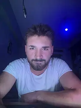 Snapshot of sondurak92 chatting on 07.01.26 sondurak92 online show from 07.01.26