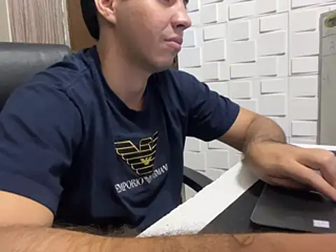 Snapshot of Fer_Ti chatting on 06.17.26 Fer Ti online show from 06.17.26