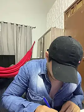 Snapshot of Fer_Ti chatting on 07.19.26 Fer Ti online show from 07.19.26