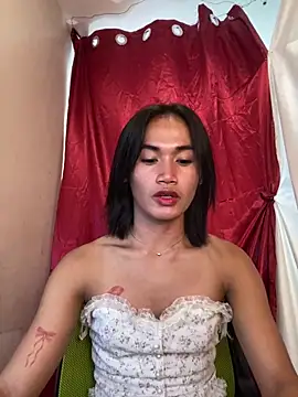 Snapshot of bigcock_janine chatting on 06.16.26 bigcock janine online show from 06.16.26