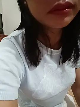 Snapshot of -Maya-a chatting on 07.05.26 -Maya-a online show from 07.05.26