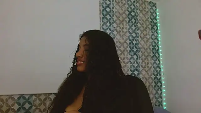 Snapshot of Isabellacarson chatting on 06.19.26 Isabellacarson online show from 06.19.26