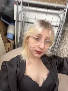 xp blondie online show from 06.05.26