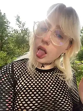 xp blondie online show from 06.14.26