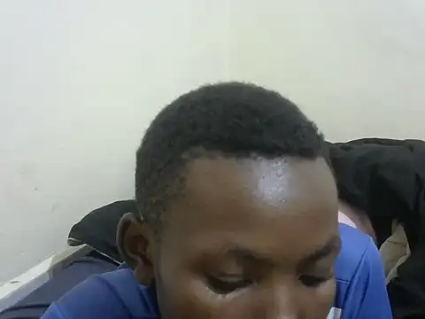 Snapshot of cute_avy0 chatting on 07.16.26 cute avy0 online show from 07.16.26
