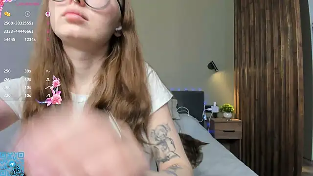 Snapshot of AnitaSchiesser chatting on 07.13.26 AnitaSchiesser online show from 07.13.26