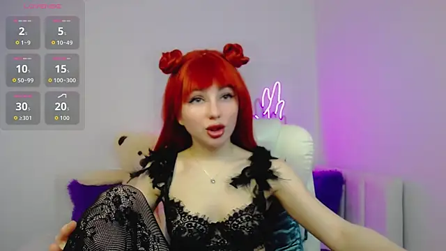 Snapshot of ArielDreamm chatting on 06.13.26 ArielDreamm online show from 06.13.26
