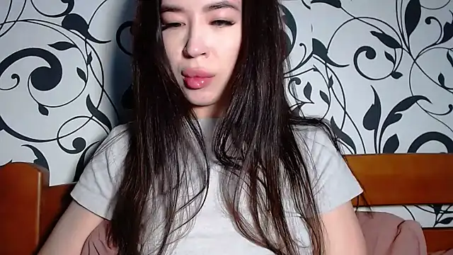 Snapshot of lu_dominationn chatting on 06.17.26 lu dominationn online show from 06.17.26