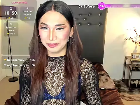 Snapshot of UrSeductiveCriselda chatting on 06.18.26 UrSeductiveCriselda online show from 06.18.26