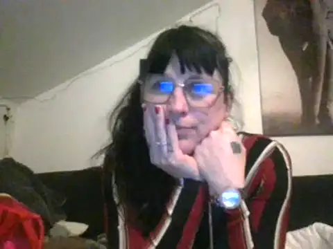 Snapshot of sexujuly88 chatting on 12.13.24 sexujuly88 online show from 12.13.24