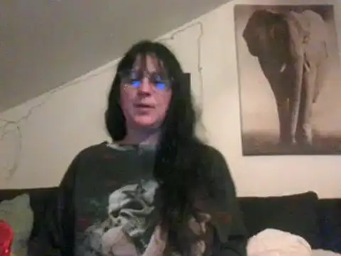 Snapshot of sexujuly88 chatting on 02.05.25 sexujuly88 online show from 02.05.25