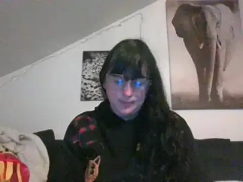 Snapshot of sexujuly88 chatting on 03.10.25 sexujuly88 online show from 03.10.25