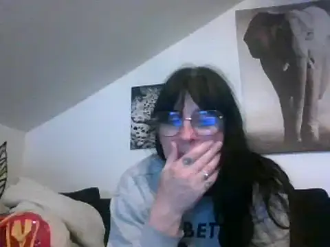 Snapshot of sexujuly88 chatting on 10.10.25 sexujuly88 online show from 10.10.25