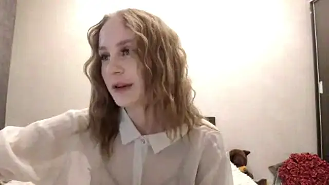 Snapshot of AnnamarieMcalpin chatting on 06.19.26 AnnamarieMcalpin online show from 06.19.26