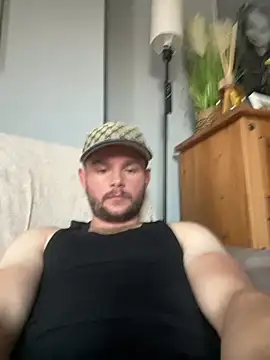 Snapshot of Ronnie153 chatting on 07.21.26 Ronnie153 online show from 07.21.26