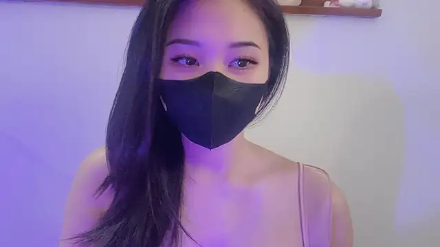Snapshot of Annie_Nie chatting on 06.24.26 Annie Nie online show from 06.24.26