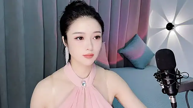Snapshot of Momo-Wow chatting on 07.01.26 Momo-Wow online show from 07.01.26
