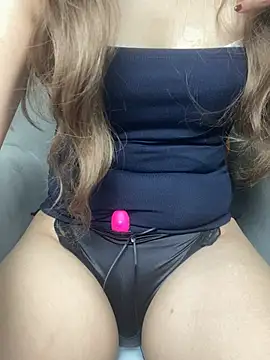 Snapshot of -Hany_ chatting on 07.18.26 -Hany online show from 07.18.26