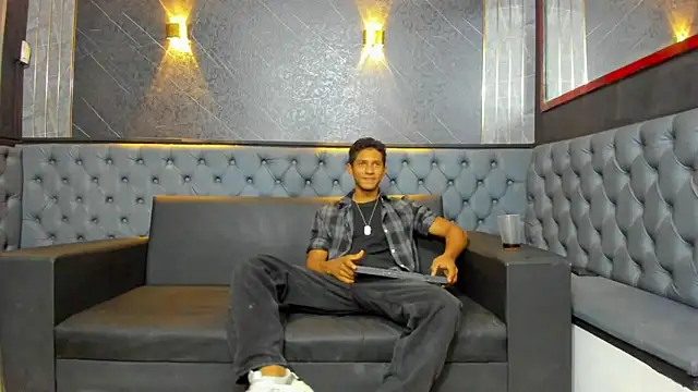 Snapshot of Yoel_Blessed chatting on 06.19.26 Yoel Blessed online show from 06.19.26