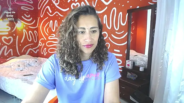 Snapshot of afrodita_marin chatting on 07.12.26 afrodita marin online show from 07.12.26