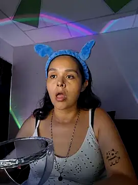 Snapshot of Miss_kittyX chatting on 07.15.26 Miss kittyX online show from 07.15.26