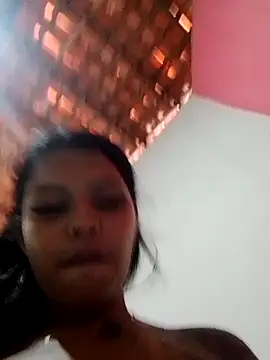 Snapshot of Silmara21 chatting on 06.15.26 Silmara21 online show from 06.15.26