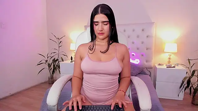 Tiffanny Gomez online show from 06.25.26
