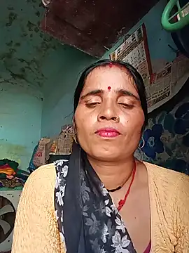 Snapshot of Kajalraj5686 chatting on 06.17.26 Kajalraj5686 online show from 06.17.26