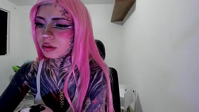 Nickidoll66  online show from 06.07.26