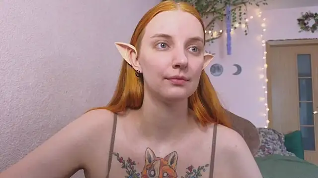 Snapshot of Elfie_Agatha chatting on 06.24.26 Elfie Agatha online show from 06.24.26