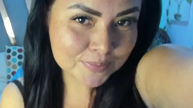 Snapshot of Nataly_Freckles chatting on 06.07.26 Nataly Freckles online show from 06.07.26