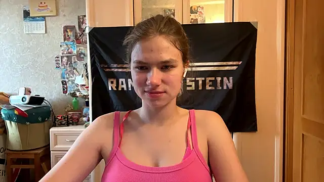 Snapshot of Codi_Rostersy chatting on 06.29.26 Codi Rostersy online show from 06.29.26