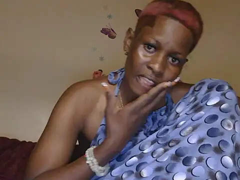 Snapshot of lunah_sexxy chatting on 06.29.26 lunah sexxy online show from 06.29.26