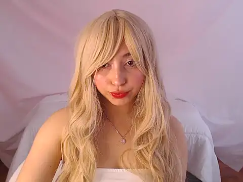 Snapshot of Han_Minji chatting on 07.13.26 Han Minji online show from 07.13.26