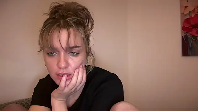 NeedyNida online show from 06.03.26