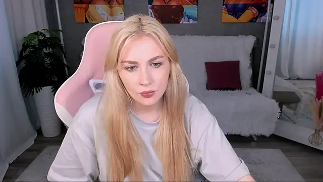 Snapshot of AmaliaWinslet chatting on 06.26.26 AmaliaWinslet online show from 06.26.26