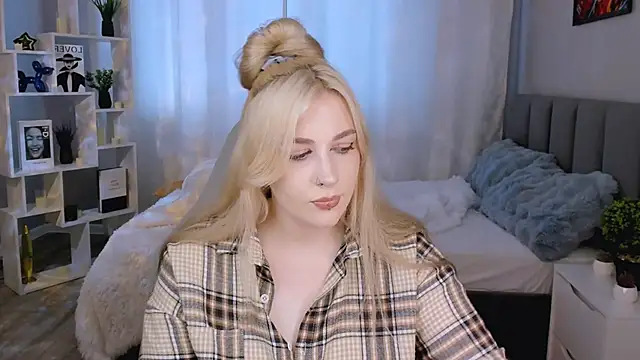 Snapshot of AmaliaWinslet chatting on 06.27.26 AmaliaWinslet online show from 06.27.26