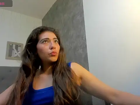 Snapshot of mikaela_s3x chatting on 06.13.26 mikaela s3x online show from 06.13.26