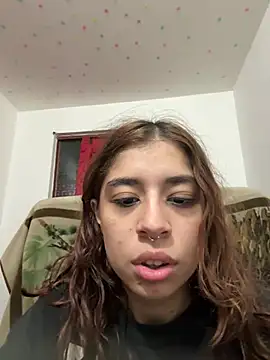 Snapshot of Cherry_Luna1 chatting on 06.19.26 Cherry Luna1 online show from 06.19.26