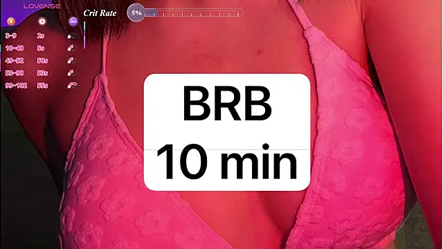Snapshot of Karolinacreamm chatting on 06.27.26 Karolinacreamm online show from 06.27.26