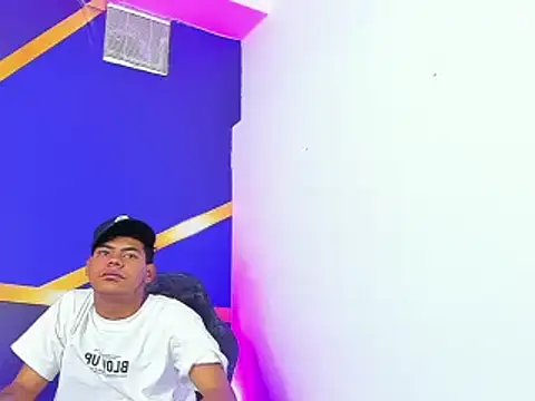 Alexi hot23 online show from 06.28.26