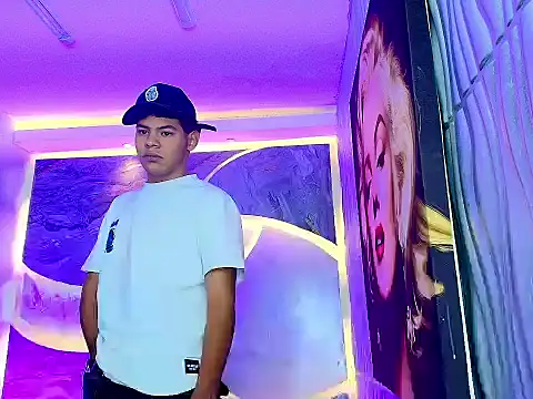 Alexi hot23 online show from 07.08.26