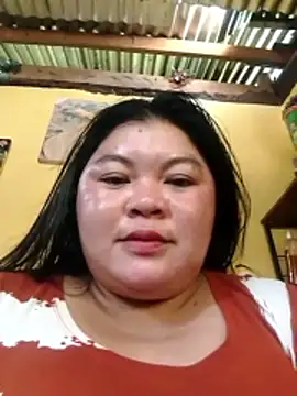 Snapshot of sweetchubbypinayx chatting on 06.10.26 sweetchubbypinayx online show from 06.10.26
