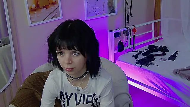 TwiggySmith online show from 06.28.26