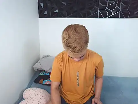 yourmikexxx online show from 06.19.26