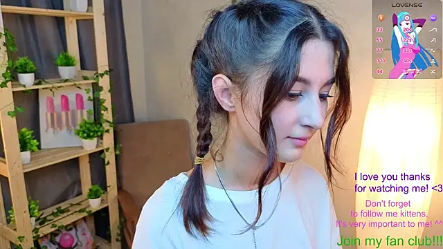 JasminKitany online show from 06.17.26