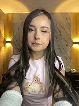 Tinakitten online show from 06.07.26