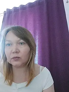 Snapshot of MarikaLane chatting on 06.06.26 MarikaLane online show from 06.06.26
